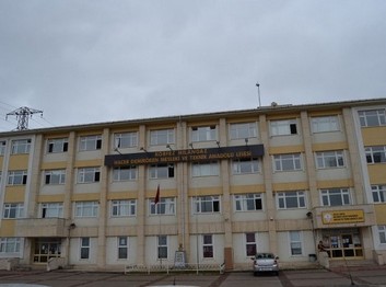 Kocaeli-Körfez-Milangaz Hacer Demirören Mesleki ve Teknik Anadolu Lisesi fotoğrafı