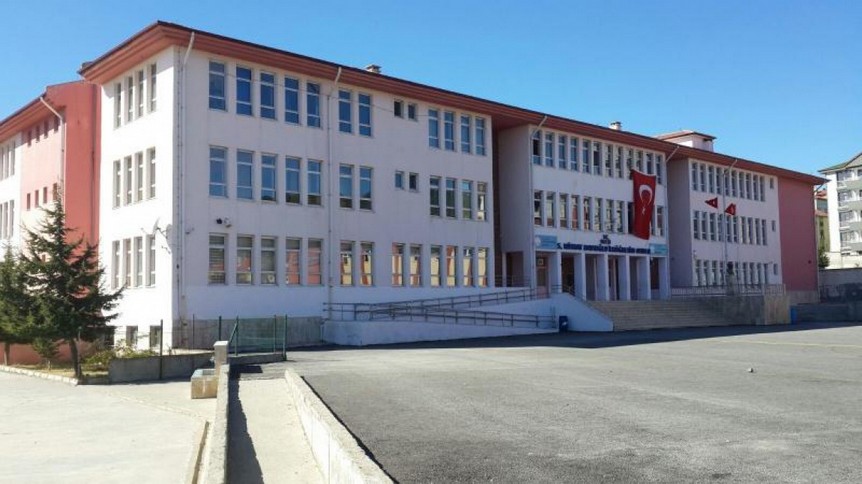 Bolu-Gerede-Gerede Seyit Mithat Dayıoğlu İmam Hatip Ortaokulu fotoğrafı