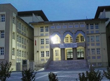 Konya-Cihanbeyli-Borsa İstanbul Mesleki ve Teknik Anadolu Lisesi fotoğrafı