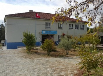Denizli-Güney-Eziler Mustafa Kaçmaz Ortaokulu fotoğrafı