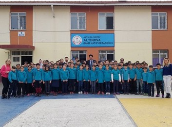 Antalya-Kepez-Altınova İmam Hatip Ortaokulu fotoğrafı