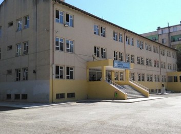 Kahramanmaraş-Pazarcık-Pazarcık İstiklal Halil Arık Ortaokulu fotoğrafı