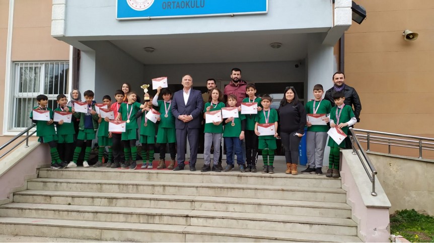 Kocaeli-Kartepe-Türk Fransız Kardeşlik Ortaokulu fotoğrafı