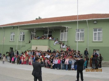 Manisa-Gördes-Beşeylül İlkokulu fotoğrafı
