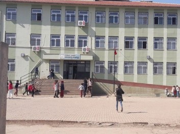 Diyarbakır-Yenişehir-Şehit Mehmet Karaaslan İmam Hatip Ortaokulu fotoğrafı