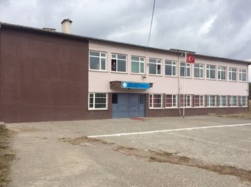 Tokat-Turhal-Şehit Erdal Akkaya Ortaokulu fotoğrafı