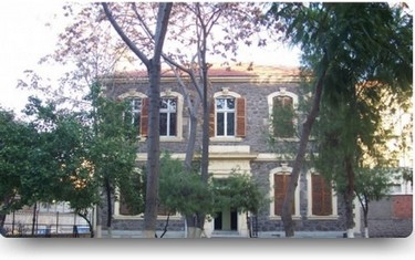 İzmir-Konak-Konak Alsancak Nevvar-Salih İşgören Mesleki ve Teknik Anadolu Lisesi fotoğrafı
