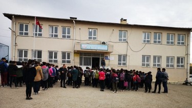 Şanlıurfa-Halfeti-Adil Bucak Ortaokulu fotoğrafı