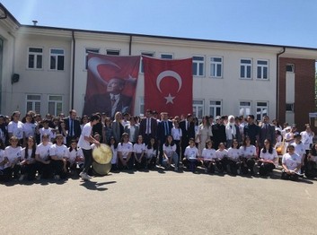 Kocaeli-Çayırova-Şekerpınar Hasan Tahsin Ortaokulu fotoğrafı
