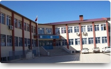 Kahramanmaraş-Dulkadiroğlu-Kanuni Ortaokulu fotoğrafı