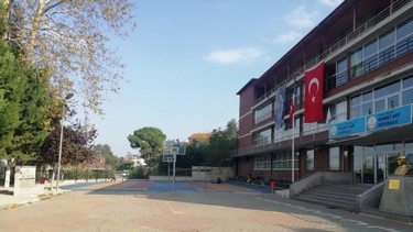 Kocaeli-Gölcük-Mehmet Akif Ortaokulu fotoğrafı