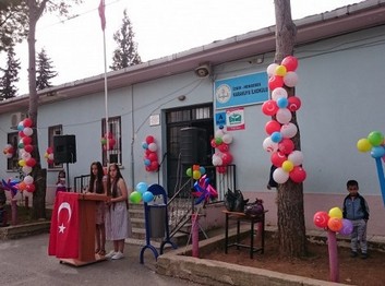 İzmir-Menderes-Karakuyu İlkokulu fotoğrafı