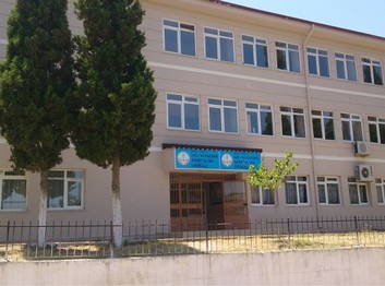 Manisa-Turgutlu-Hacı Mukaddes Ahmet ALTAN Ortaokulu fotoğrafı