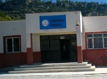 Mersin-Yenişehir-Karahacılı İlkokulu fotoğrafı
