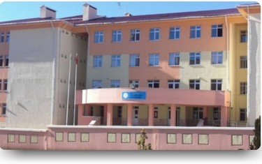Sivas-Merkez-Toki Şehit Uzman Çavuş Bahaddin Erturhan Ortaokulu fotoğrafı
