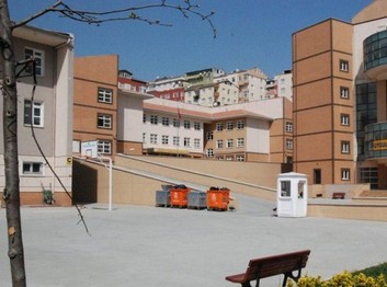 İstanbul-Sultangazi-Selahaddin Eyyubi Mesleki ve Teknik Anadolu Lisesi fotoğrafı