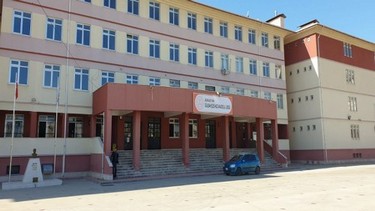 Adana-Seyhan-Gülbahçesi Kız Anadolu Lisesi fotoğrafı