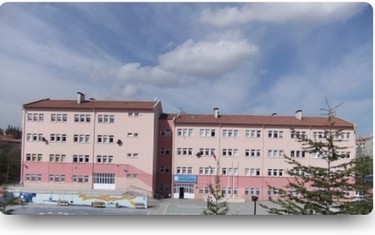 Ankara-Çankaya-Avni Akyol İlkokulu fotoğrafı
