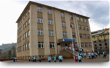 Rize-Merkez-Pazarköy Hafız Ali Usta Ortaokulu fotoğrafı