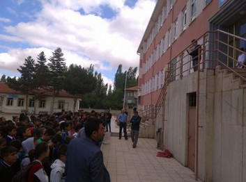 Konya-Doğanhisar-Atatürk Ortaokulu fotoğrafı