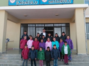 Şanlıurfa-Siverek-Şehit Kadri Garhan Ortaokulu fotoğrafı