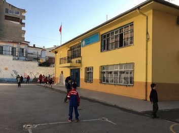 İzmir-Konak-Sarıkamış İlkokulu fotoğrafı