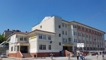 İstanbul-Sultangazi-Şehit Erhan Dündar Çok Programlı Anadolu Lisesi fotoğrafı