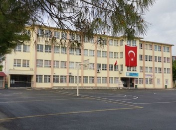 İstanbul-Arnavutköy-Hadımköy Örfi Çetinkaya Ortaokulu fotoğrafı