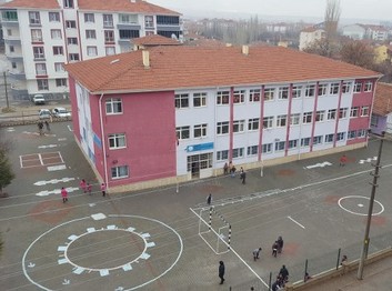 Kırşehir-Merkez-Öğretmen Ziya Kılıçözlü İlkokulu fotoğrafı