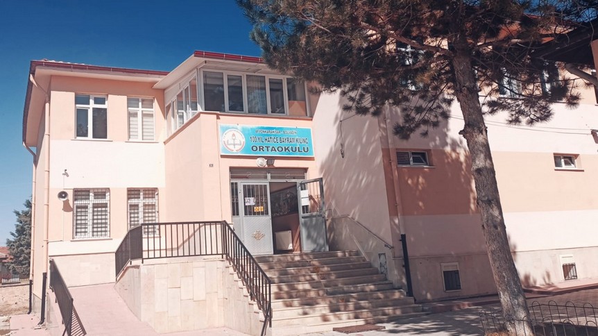 Afyonkarahisar-Bolvadin-Bolvadin 100.Yıl Hatice Bayram Kılınç Ortaokulu fotoğrafı
