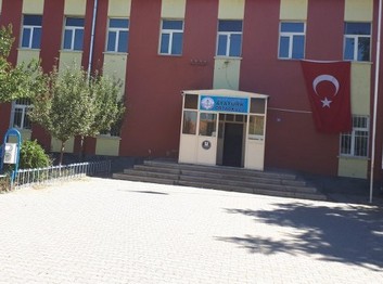 Kayseri-Sarıoğlan-Atatürk Ortaokulu fotoğrafı