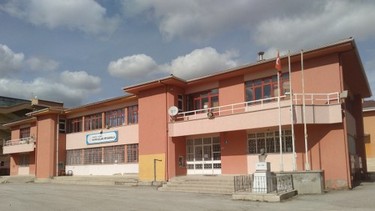 Ankara-Çubuk-Hayri Aslan Ortaokulu fotoğrafı
