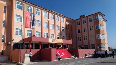 Ankara-Sincan-Ertuğrul Gazi Borsa İstanbul Mesleki ve Teknik Anadolu Lisesi fotoğrafı
