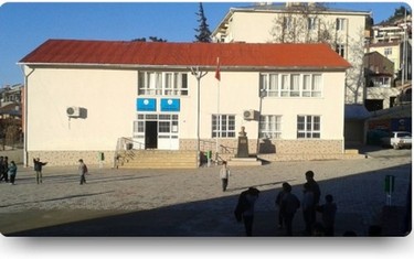 Adana-Aladağ-Atatürk Ortaokulu fotoğrafı